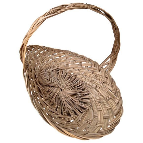 🌸4/$20🌸 Wicker Basket with Handle - Picture 1 of 14
